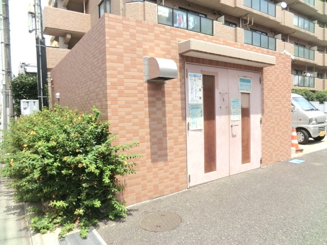 ロイヤルヒルズ浦和のその他共用部分|★敷地内に入居者様専用のゴミ置場あり★