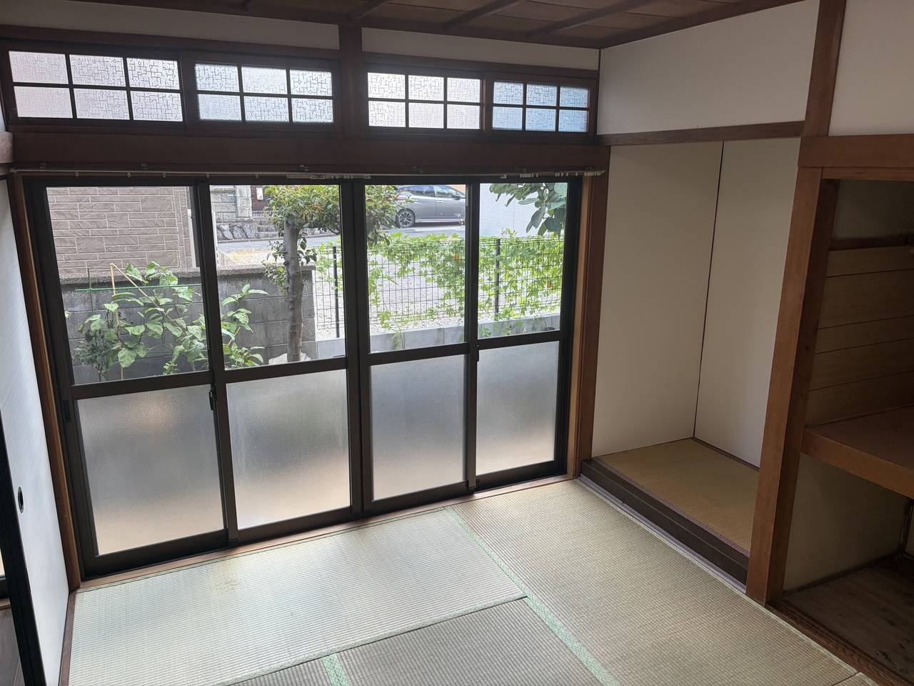秋篠三和町1丁目戸建の和室