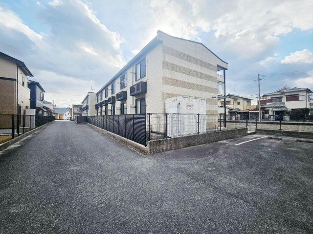 レオパレスプランタの外観