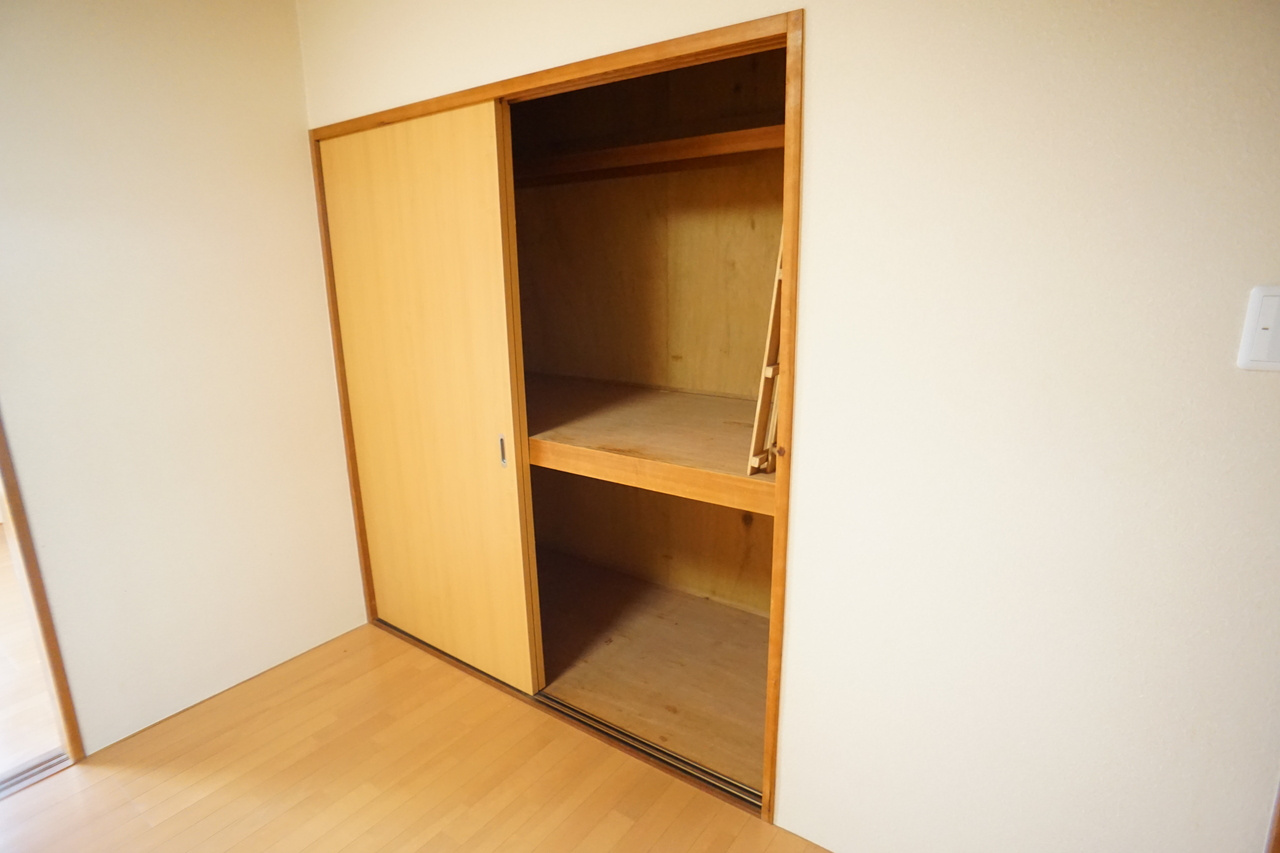 マンション平沼の収納