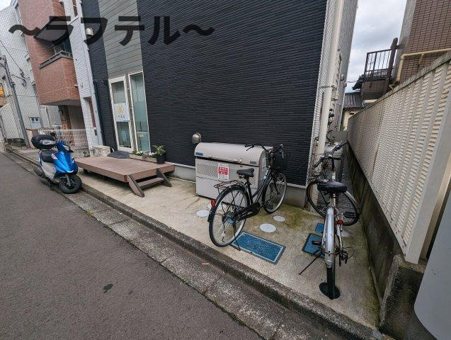 所沢市くすのき台３丁目のアパートの周辺