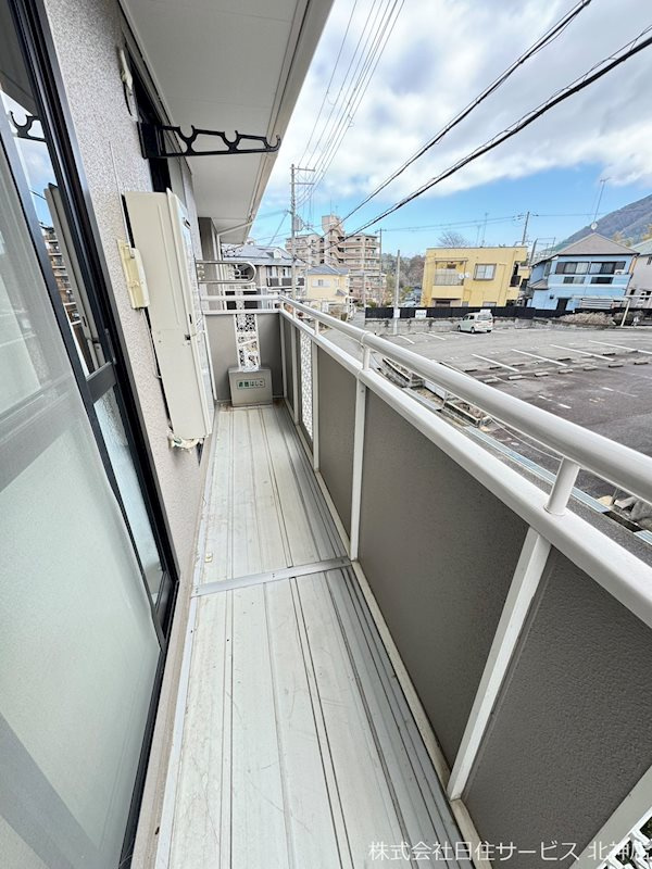 セトルメント六甲のバルコニー|南東向きバルコニーで陽当り良好！！