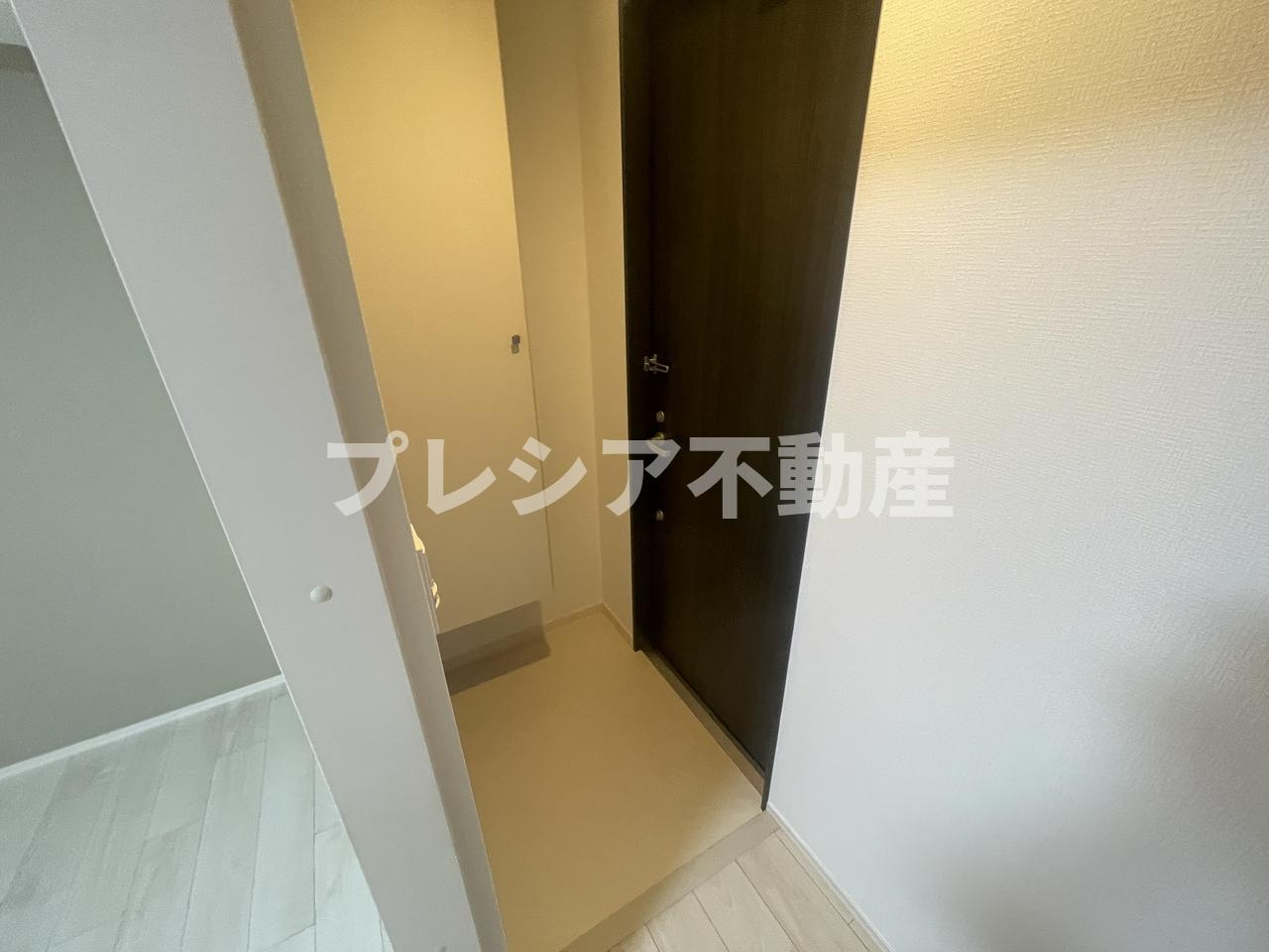セラヴィ甲子園の玄関