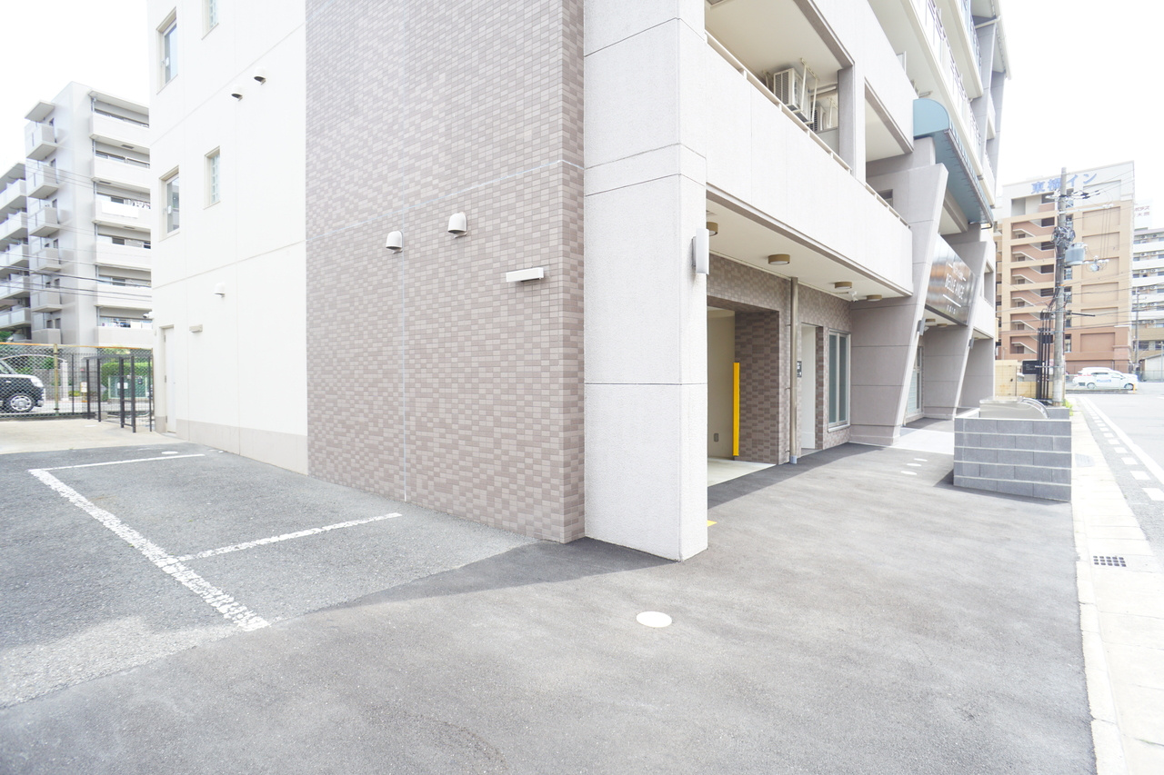 ベルアンジュ奈良の駐車場