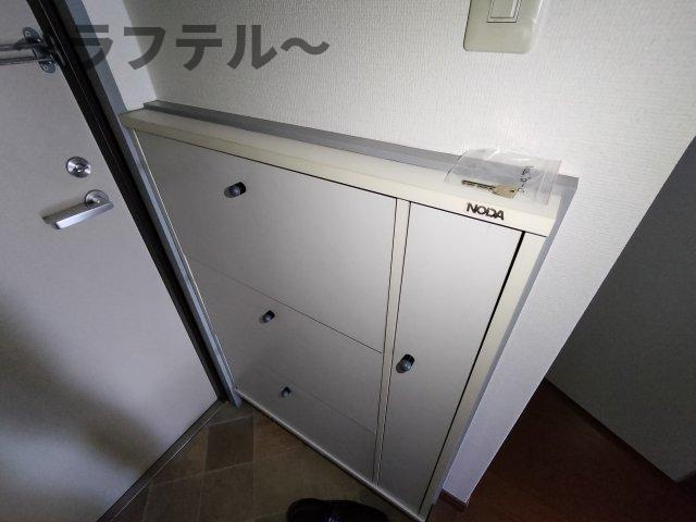 メゾンローゼの玄関|別部屋イメージ写真