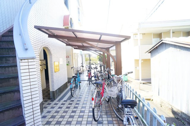 シティパレス西大寺Ｐ-２の駐車場