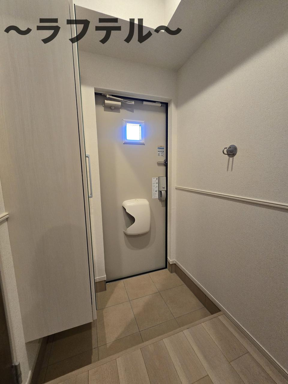 ヒカルサ狭山広瀬台ノースの玄関