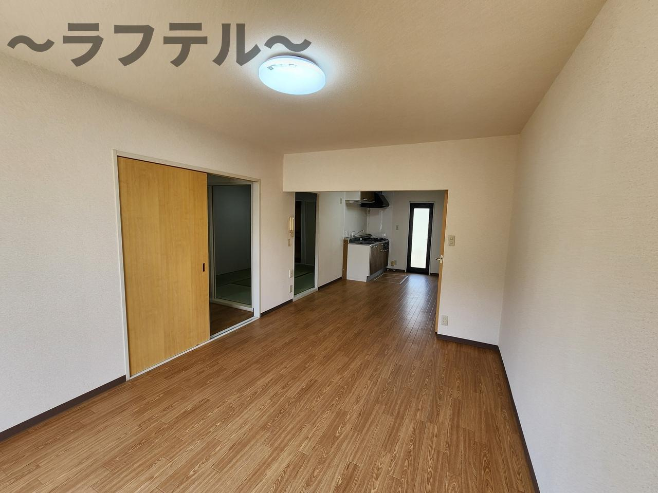所沢市大字北秋津のアパートの居間・リビング|別部屋イメージ写真