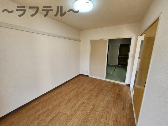所沢市大字北秋津のアパートの居間・リビング|別部屋イメージ写真