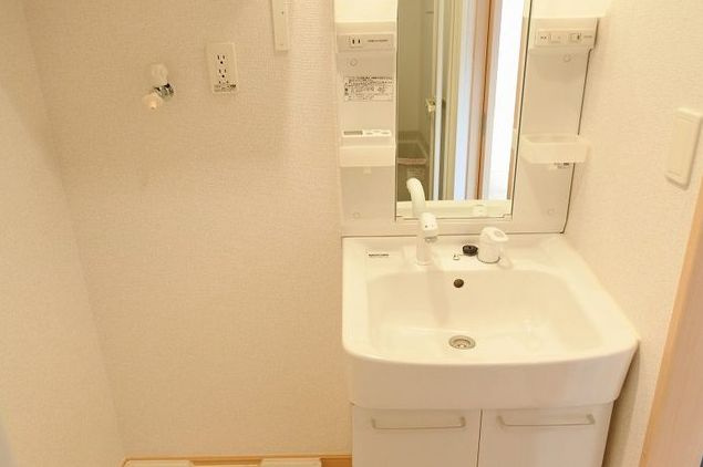 グロースリングの独立洗面台|※別室参考写真です。
