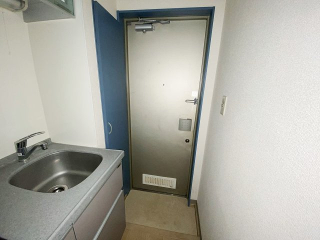BIARRITZの玄関|別号室の参考写真です。