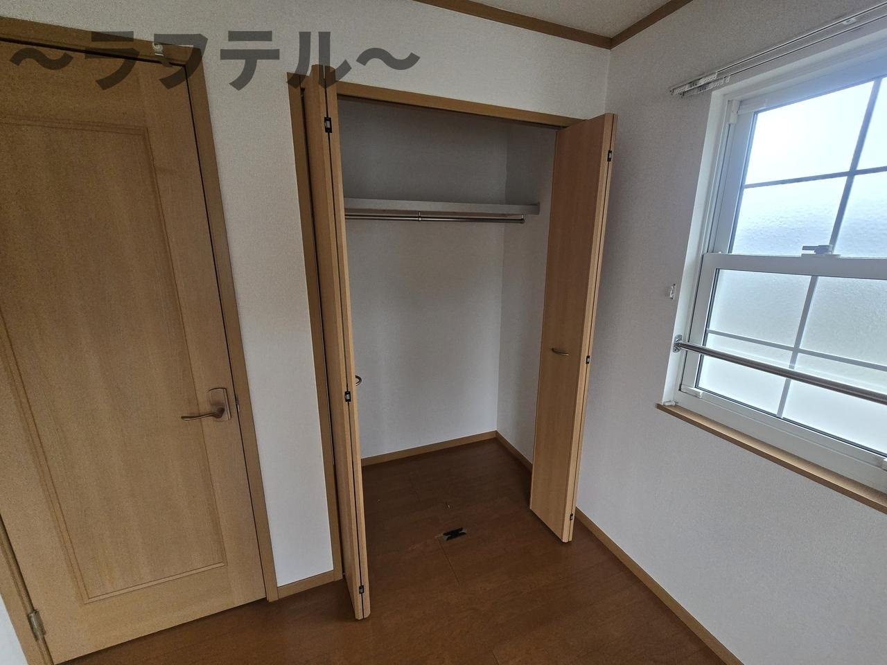 サニーレジデンスの収納|別部屋イメージ写真