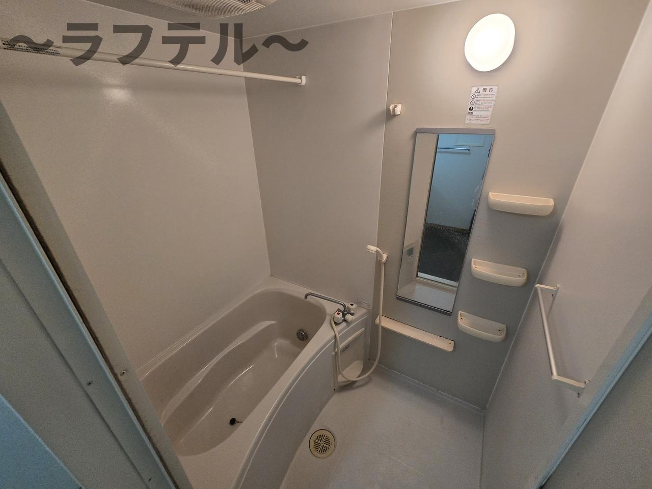 サニーレジデンスの浴室|別部屋イメージ写真