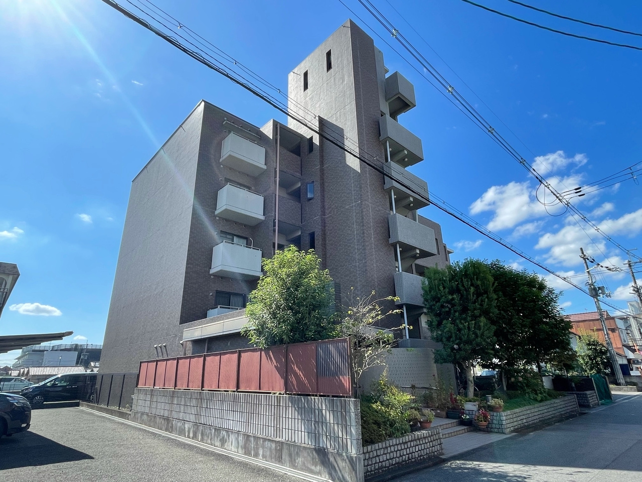 ミリアドリーブス群山の外観