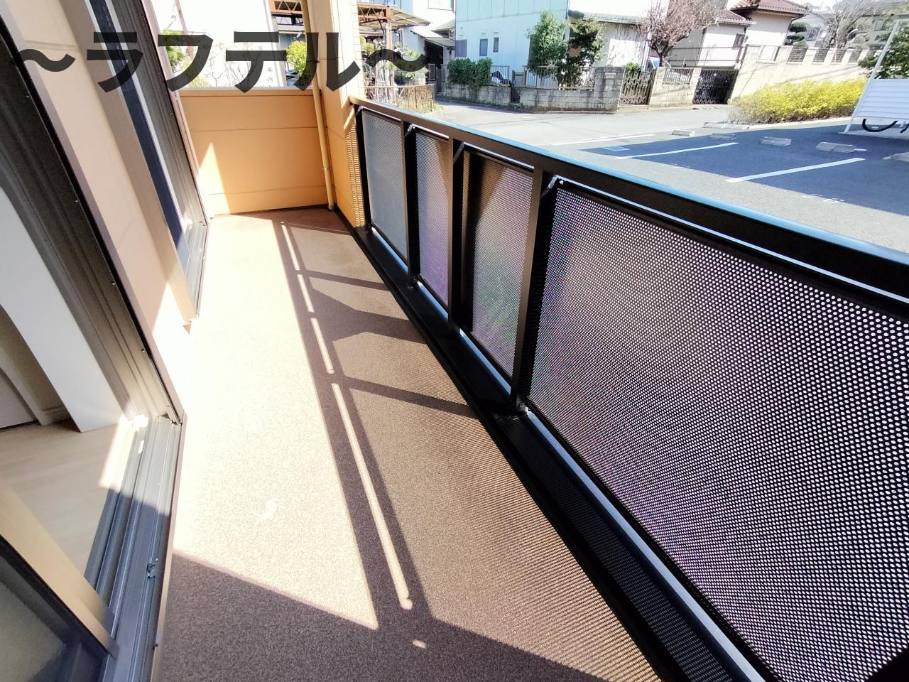 ラビランスAのバルコニー|別部屋イメージ写真