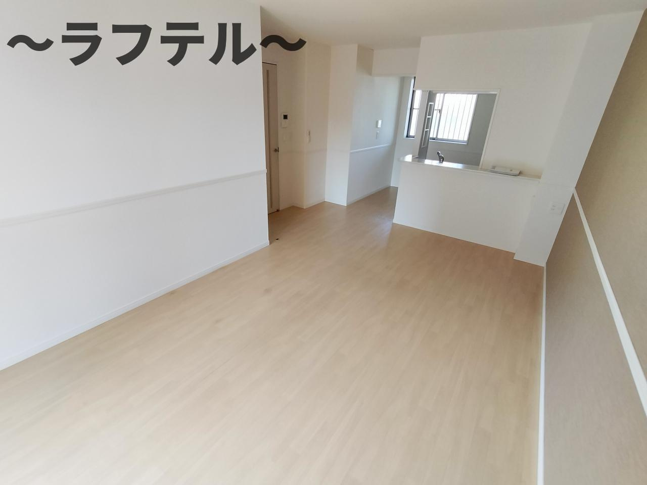 ラビランスAの居間・リビング|別部屋イメージ写真