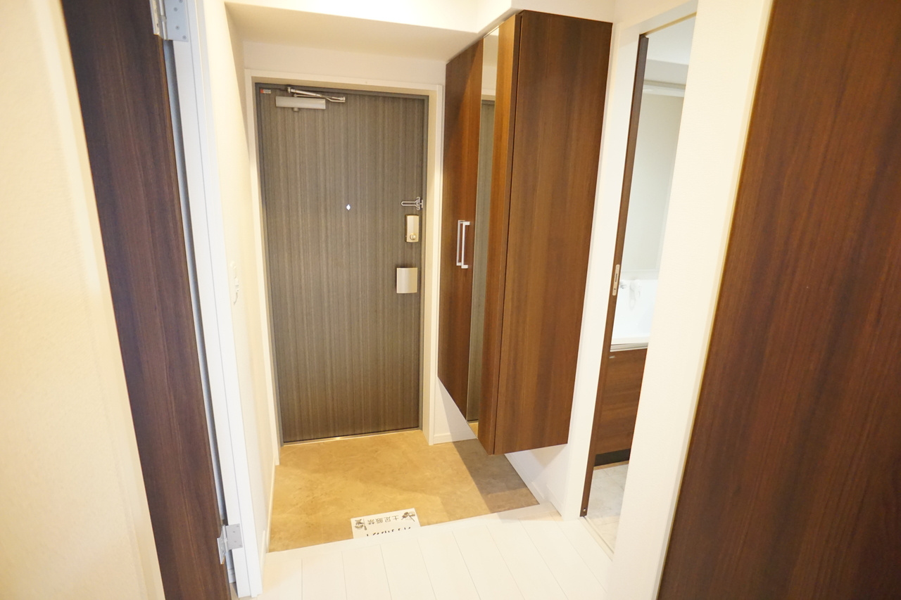 幸ｃｏｕｒｔ　ｎａｒａ　ｓａｎｊｏの玄関