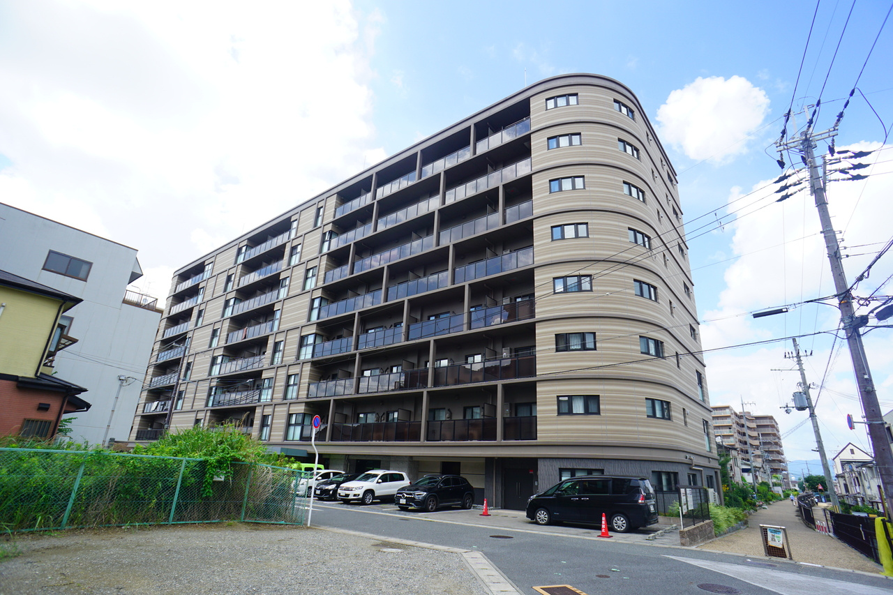 幸ｃｏｕｒｔ　ｎａｒａ　ｓａｎｊｏの外観