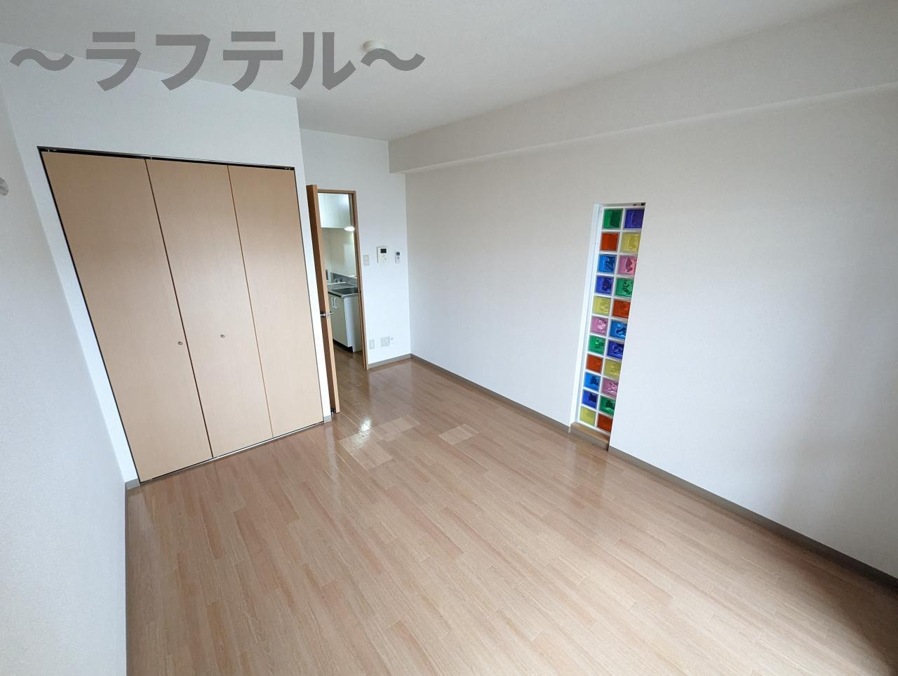 ケリーの居間・リビング|別部屋イメージ写真