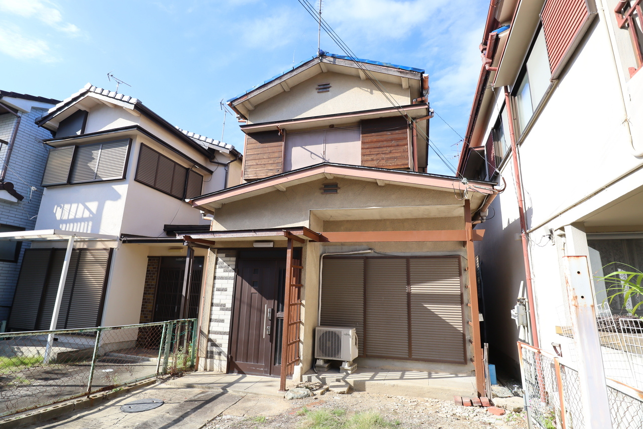 松村邸のエントランス
