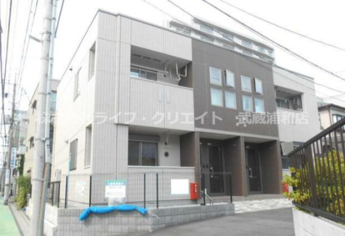 ヴィラ調の杜の外観