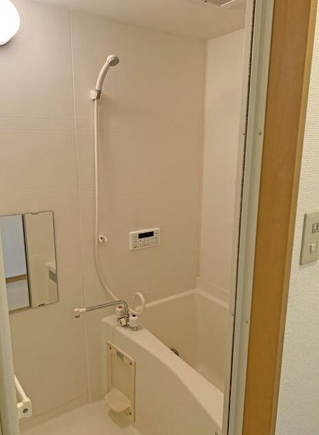 イーストハウス（東領家）の浴室