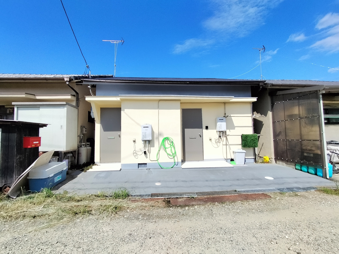 佐紀町平屋のエントランス