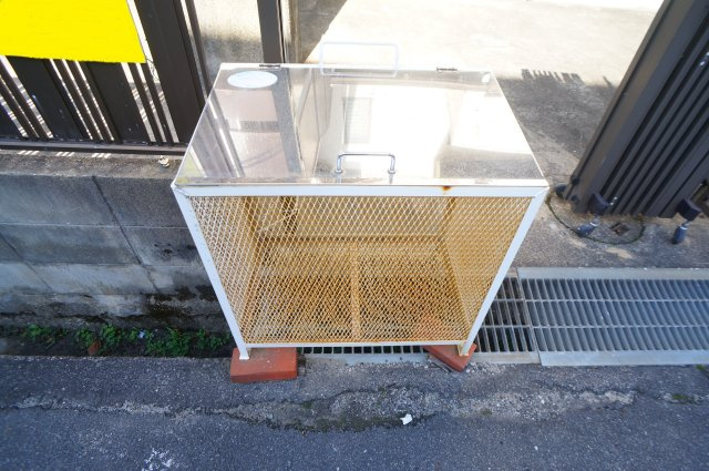 マイホーム新のエントランス