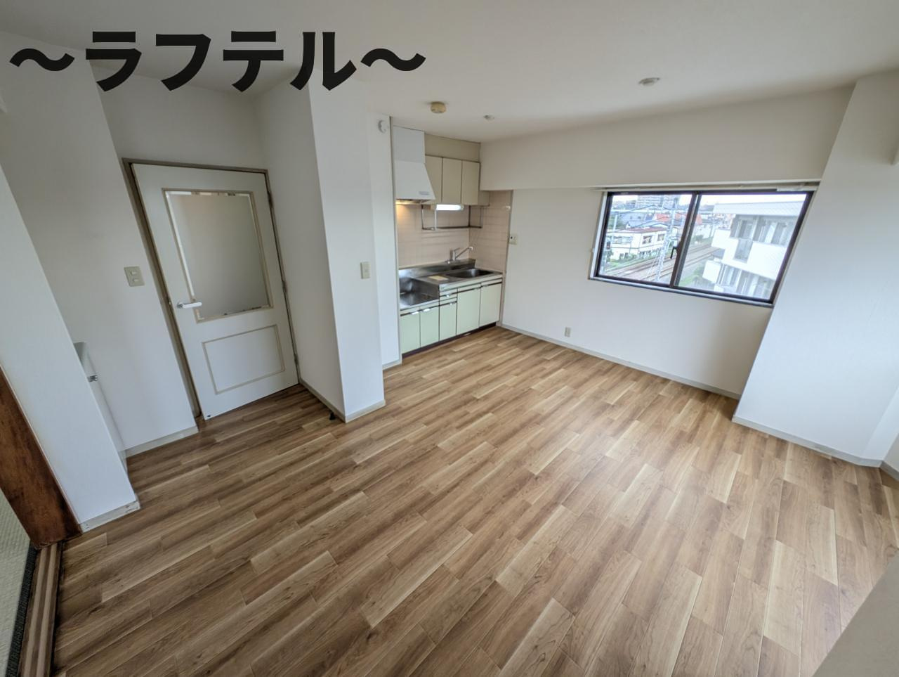 メーゾン狭山ヶ丘の居間・リビング|別部屋イメージ写真
