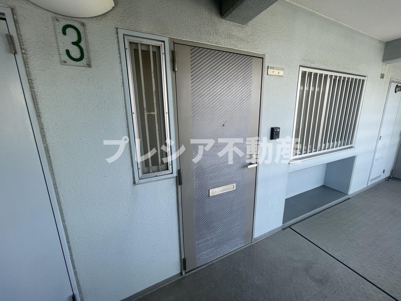 リーヴェンス甲子園口の玄関