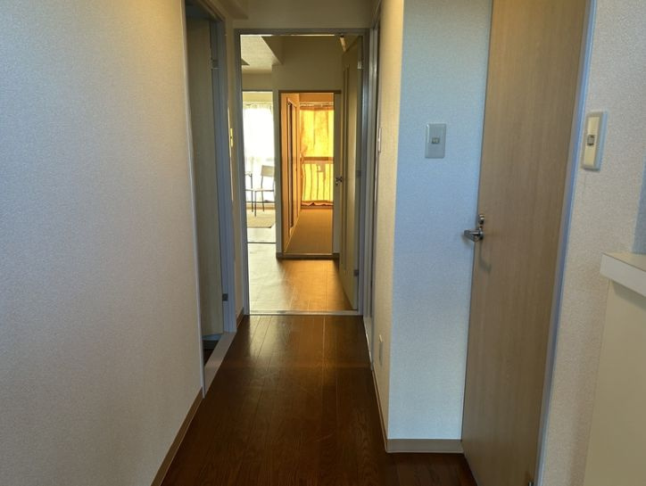 ハイクレスト喜沢南マンションの玄関