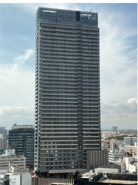 THE　YOKOHAMA　FRONT　TOWERの外観