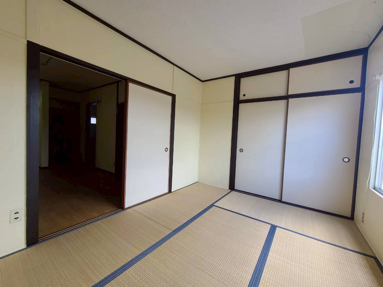 西ノ京ハイツの和室
