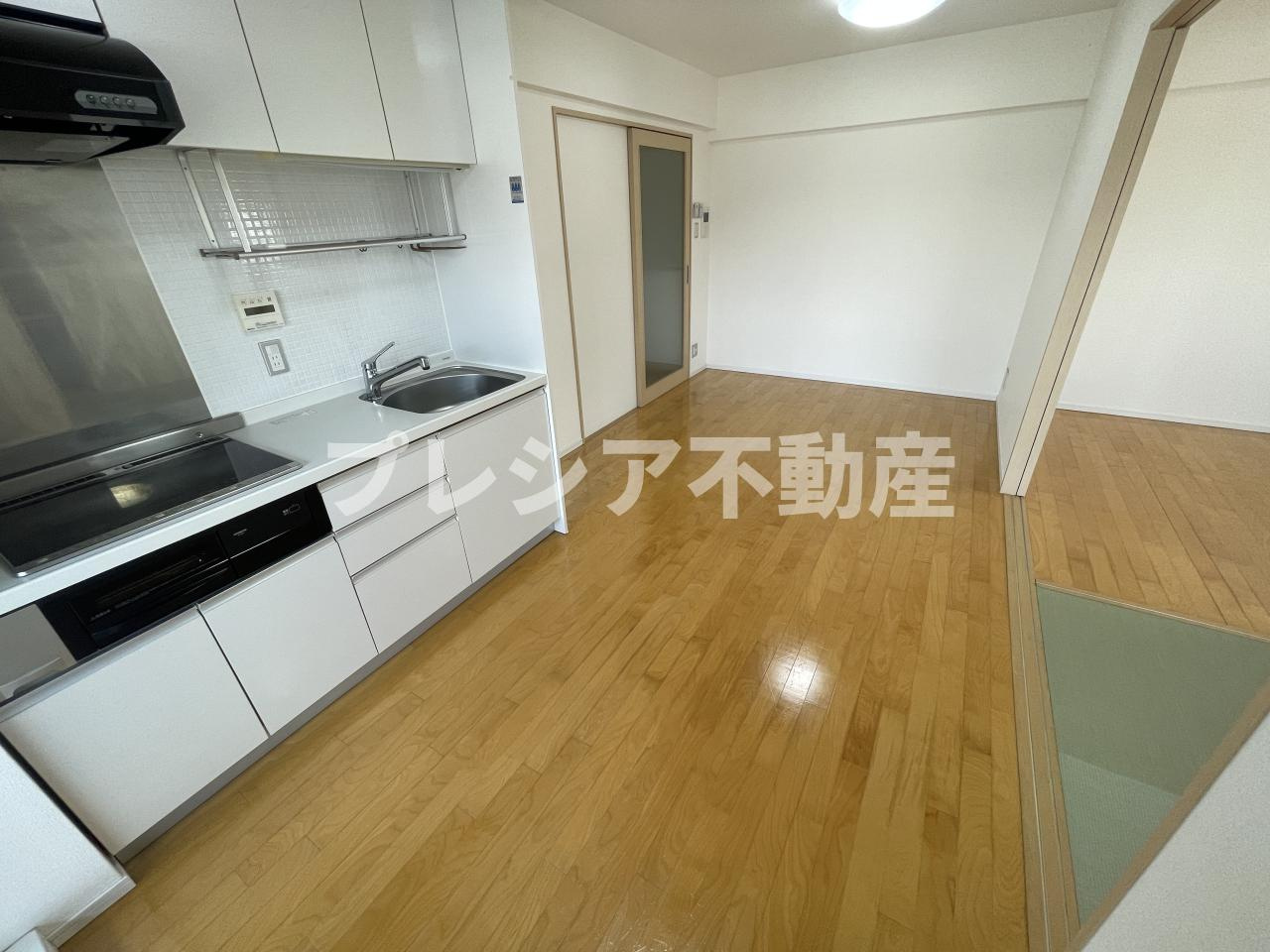 YAO.RE甲子園の居間・リビング