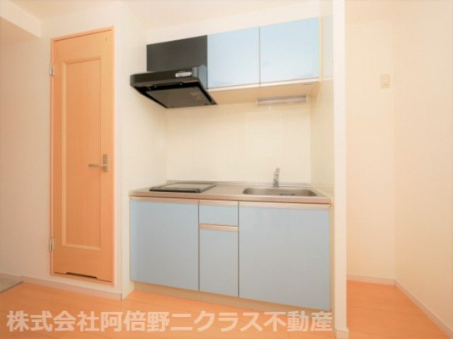 REBANGA阿倍野APのキッチン|同建物の内装イメージです。