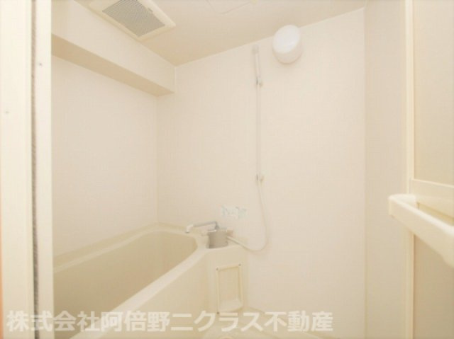 REBANGA阿倍野APの浴室|同建物の内装イメージです。