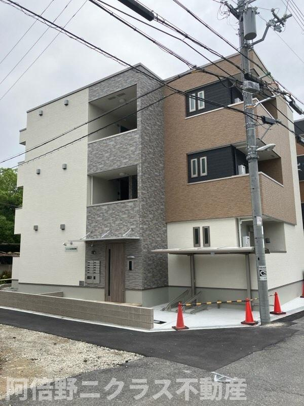 フジパレス加美駅南Ⅲ番館のエントランス