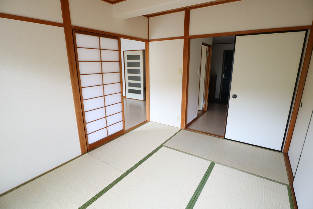 サンシャイン吉野の和室