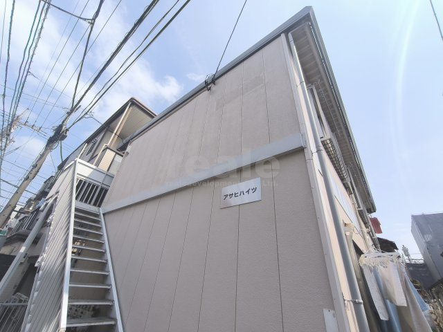 武蔵野市吉祥寺本町３丁目のアパートの外観