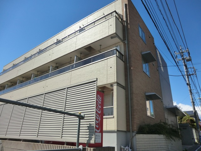 リースランド浦和の外観|★木造３階建て・外観です。★