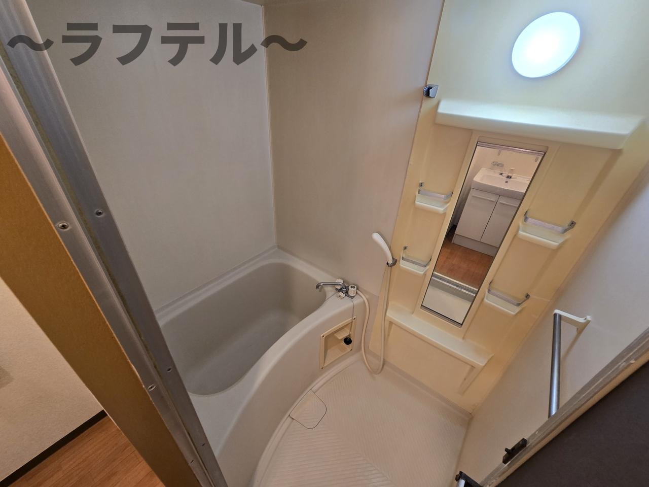 エステート和ヶ原Bの浴室
