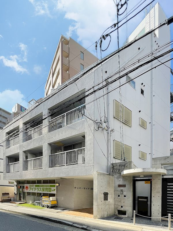 オリバーサイド88の外観