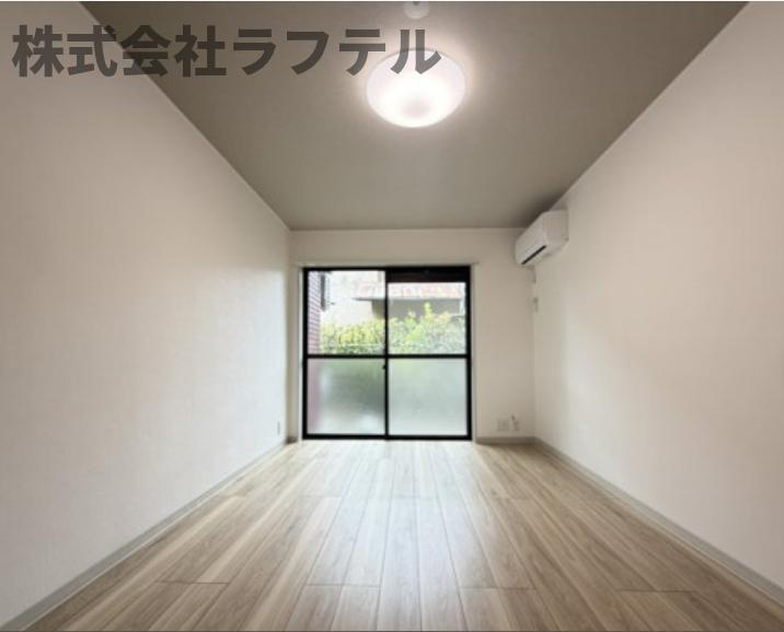 所沢市緑町４丁目の賃貸マンションの洋室