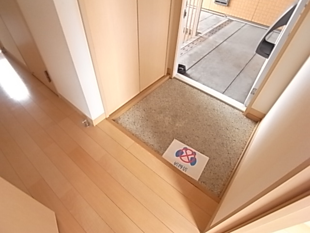 オ・パン法蓮町の玄関