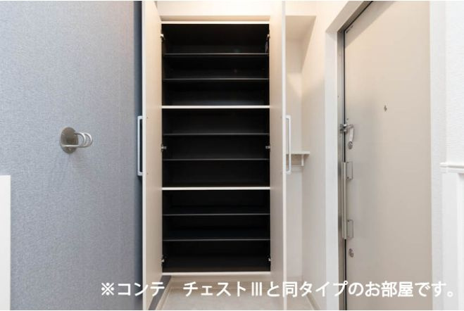 Ksパーシモンの玄関|★玄関にトールタイプのシューズボックスを設置しています★