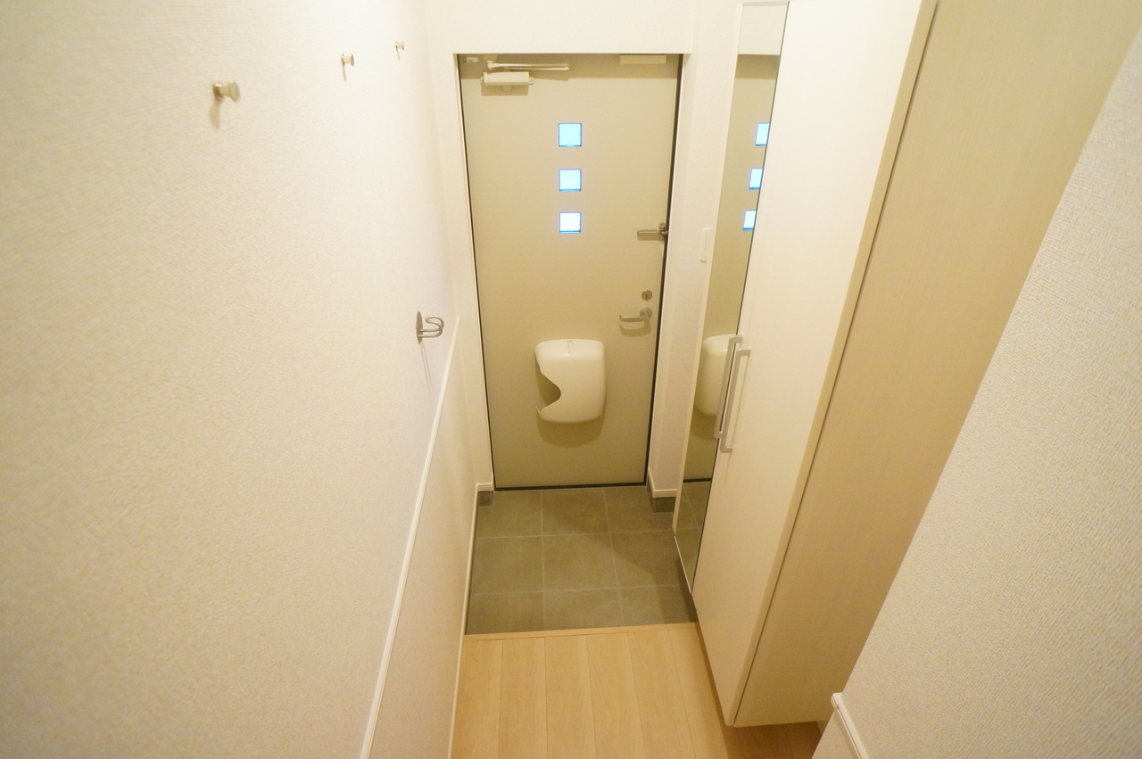 クリーンハイツ加茂Ｉの玄関