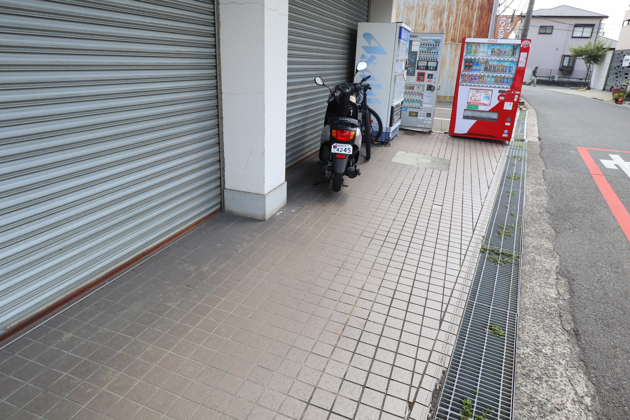 阪本マンションの駐車場