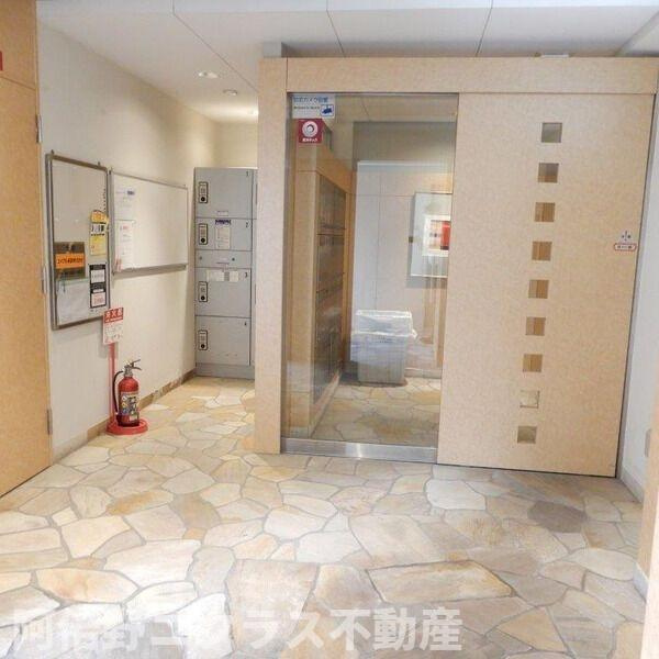 メゾン・ド・成屋大阪のエントランス