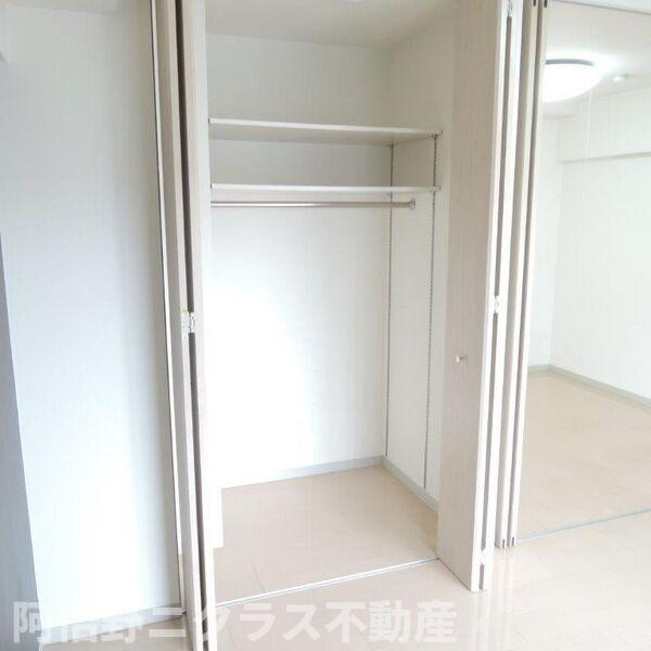 メゾン・ド・成屋大阪の収納|内装は別部屋の参考写真です。