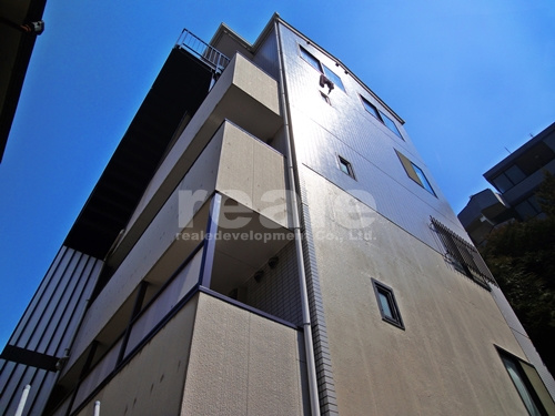 武蔵野市吉祥寺本町４丁目の賃貸マンションの外観